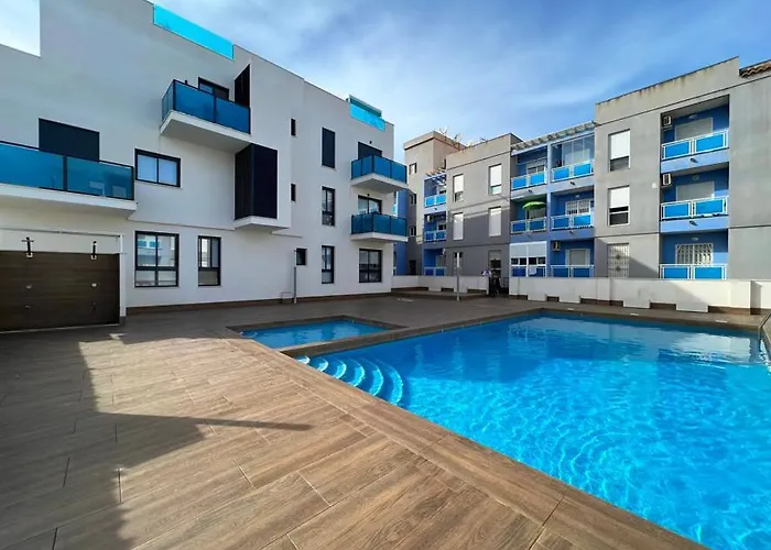 Penthouse Center Torrevieja, Private Terrace, Near The Beach